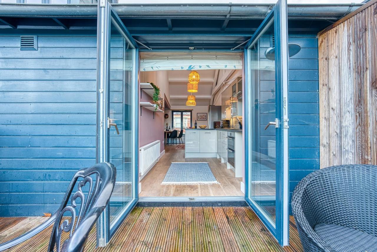 סירנססטר Ashcroft Loft By Timeless Stays - Stunning 3 Bedroom, 2 Bathrooms, Charming Central Apartment Featuring A Balcony מראה חיצוני תמונה